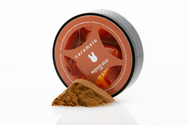 HACHIS DE CBD CARAMELO, envase y producto sobre fondo blanco