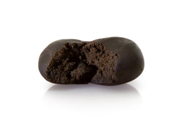 bola de hachis de cbd abierta por la mitad