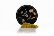 polen rubio de cbd, sobre marfil y su envase de fondo